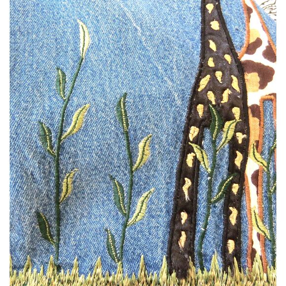 Dress Barn Vintage Denim Giraffe Vest with Giraffe Appliques  Medium  EUC - Picture 4 of 12